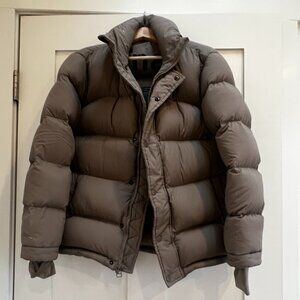 Aritizia Super Puff SIze XS Color: taupe/light brown